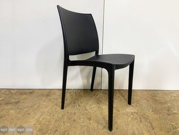 Used ORN Boston chair in black 