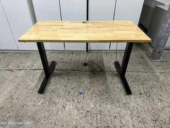 Used 1220mm electric height adjustable desk