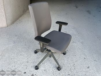 Used Senator FLX740HA operator chair