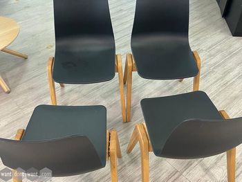Used Naughtone Polly Wood chair