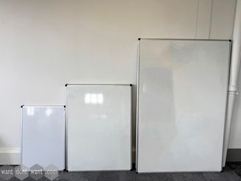 Used whiteboards in dfferent sizes