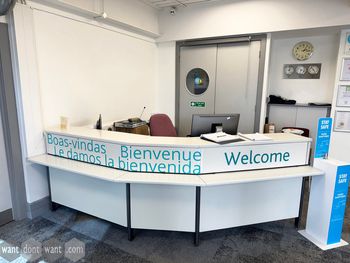 Used 3000mm white reception desk