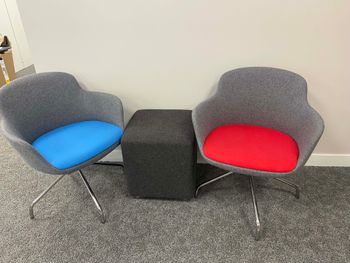 Used lounge chairs