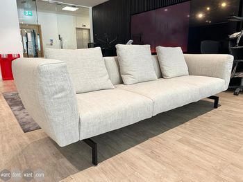 Used Knoll 'Avio' sofa by Piero Lissoni 