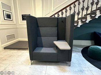 Used Frovi 'Huddle' work booth