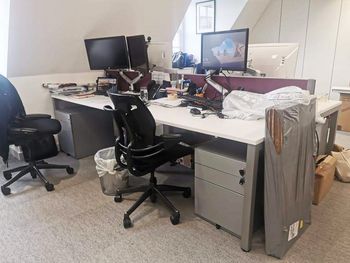 Used 1400mm Tangent white bench desks with screens