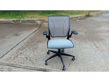 Used Humanscale 'Diffrient world' operator chair
