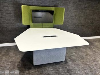 Used Orangebox Media Wall & Table