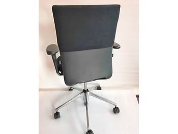 Further view of the Vitra ID Chair shown in the previous photo