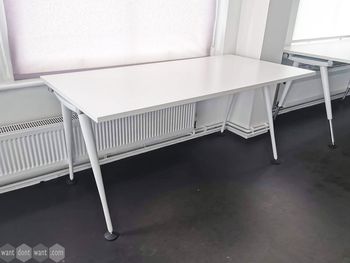 Refurbished Herman Miller Abak Single Desks with Choice of Size & Finish