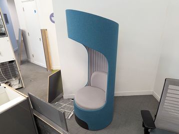 Used Boss Design Cega acoustic high back chair