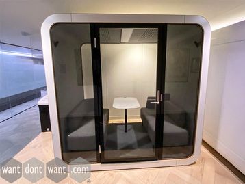 Refurbished Framery Q Maggie acoustic pod - Includes 12 month warranty!