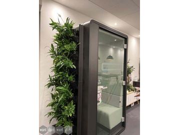 Ex showroom Hush 'Hybrid' phone booth