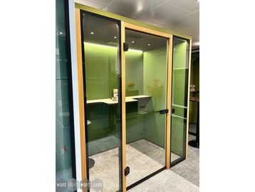 Ex showroom Max Ege Room set 'Think Tank' meeting booth