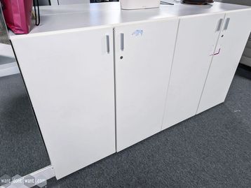 Used 1000mm 2-door cupboard