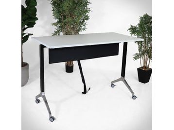 Refurbished 1600mm Boss Design Deploy Flip-Top Table
