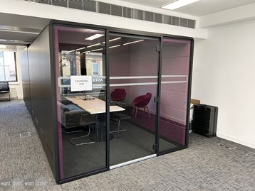 Used Hushoffice Acoustic Meeting Booth 
