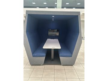 Refurbished JDD Bill Den 6 Seater Roofed Office Booth in grey and blue