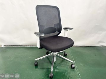 Used Orangebox Do Chair with lumber and back lock
