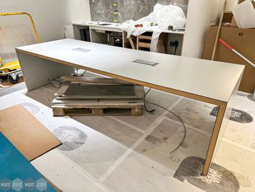 Used 3000mm James Burleigh Waldo 45 table with power