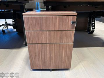 Used lockable desk pedestal
