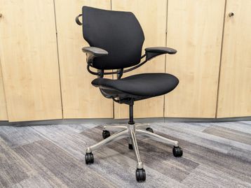 Used Humanscale Freedom chair 