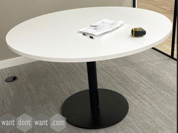 Used 1200mm white round meeting table