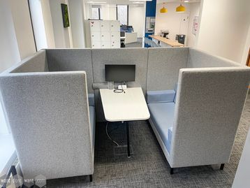 Used 2640mm elegance 4-person sofa booth 