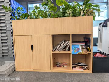 Used 1600mm planter with storage