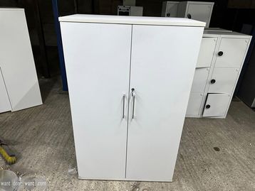 Used white 2-door coat cupboard