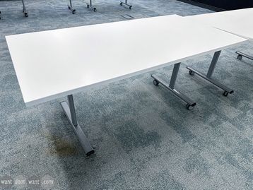 Used 1600mm white folding table