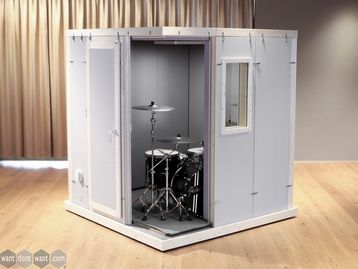 Used Studiobox Premium acoustic room