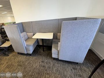 Used 2350mm acoustic sofa booth with table
