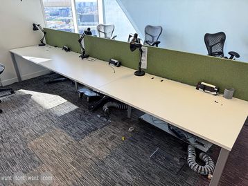 Used 1400mm Herman Miller bench desks