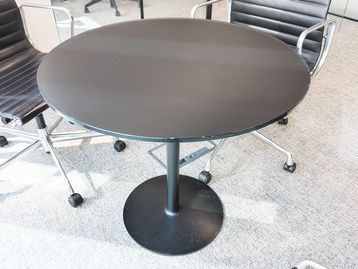 Used 800mm circular table