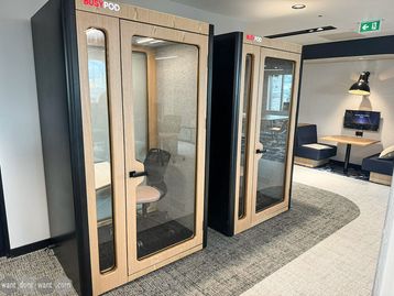 Used BUSYPOD Phonebooth Plus 