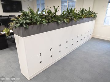 Used 22-door Burg lockers with planters