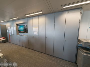 Used 6670mm storage wall with display 