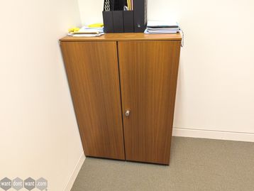 Used 800mm maple 2-door cupboard 