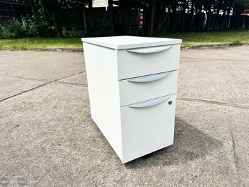 Used White Pedestals with Silver Handles